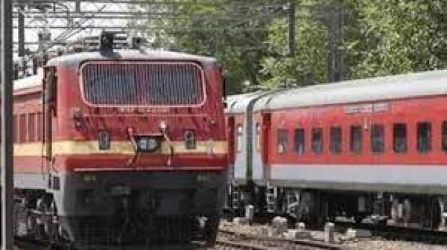 Nanded-Kurla train running time inconvenient for passengers