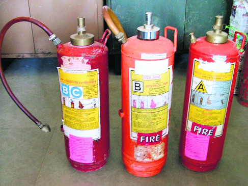Preparation to seal 141 government buildings