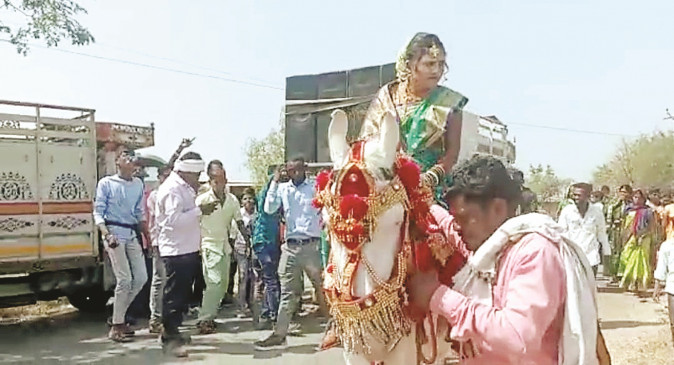 Procession of bride along with the groom came out on a horse