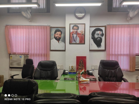 Shinde faction removed Uddhav and Adityas picture from Parliament House office