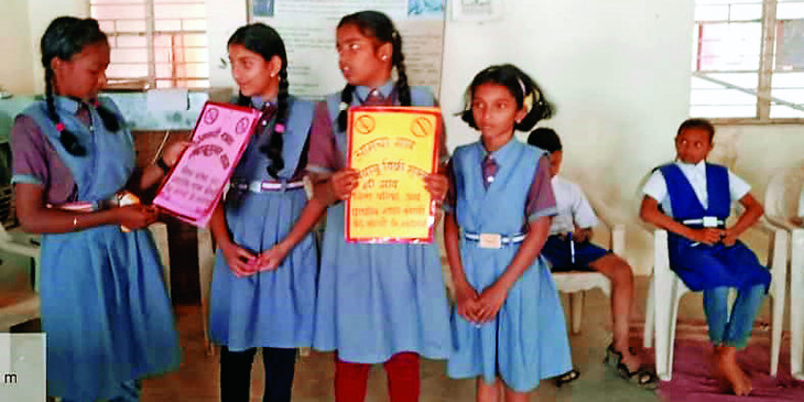 Students told ill effects of alcohol and tobacco through street play Students told ill effects of alcohol and tobacco through street play