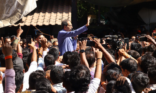 Uddhav Thackeray said - will teach a lesson to the one who steals bow and arrow in elections
