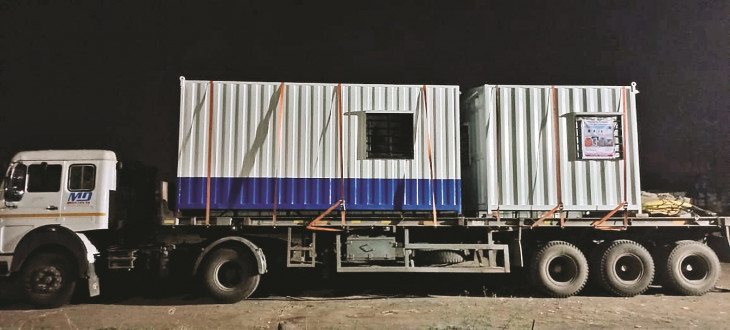 Wheels of hundreds of vehicles stopped, traffic of thousands of vehicles stopped from the state