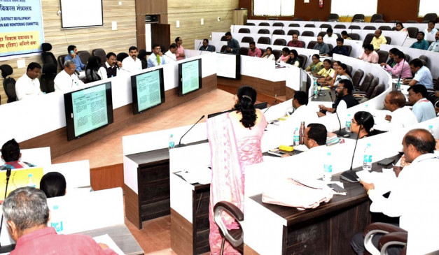 Land surveying of villages should be done by drone - MP Sunil Mendhe