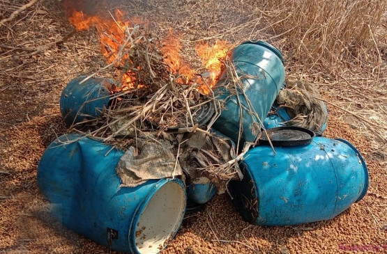 Mahua liquor worth thousands of rupees seized in raids on liquor vends