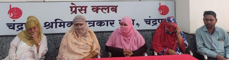 Told his wife in front of the police in the police station talaq talaq talaq!