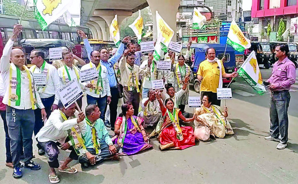 Vidarbha partys protest against electricity tariff hike